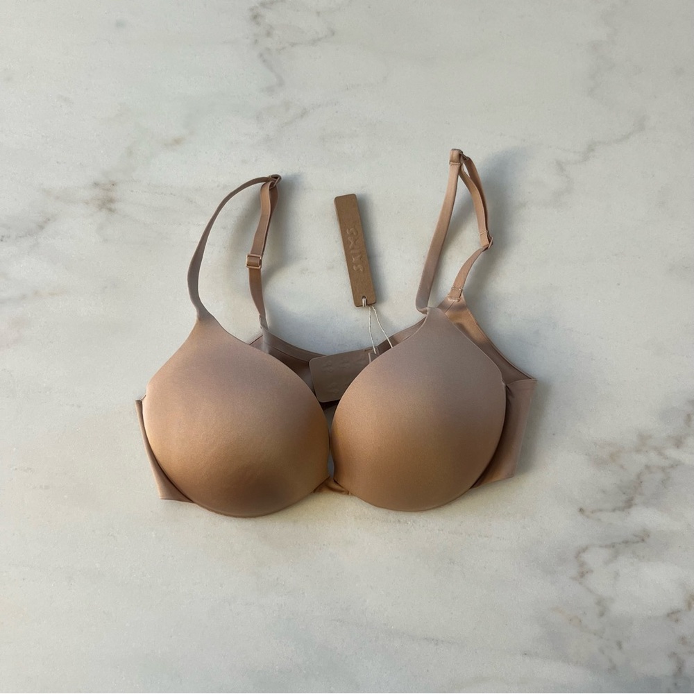 Skims ultimate push up plunge bra NWT